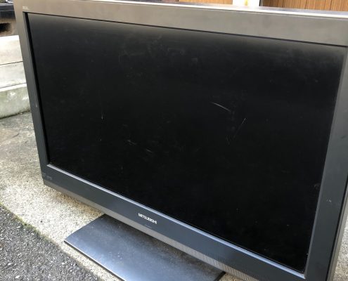 液晶テレビ