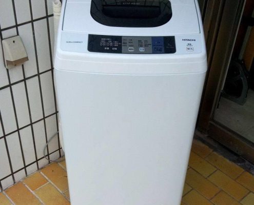 日立背の洗濯機