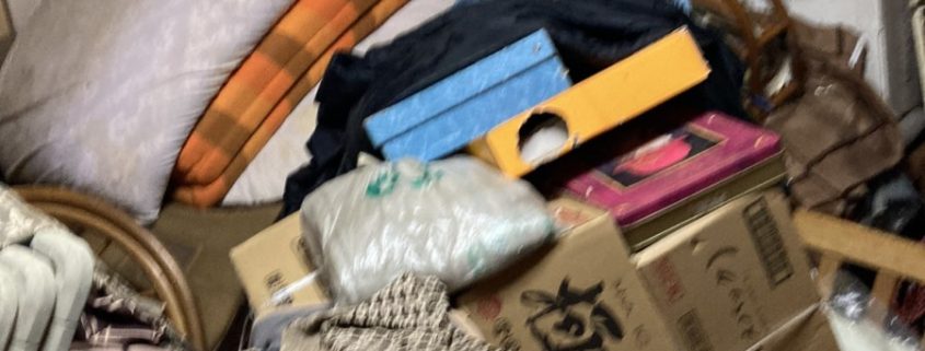 ゴミ屋敷化した室内