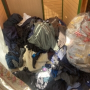 ゴミが山積したお部屋の片付け前